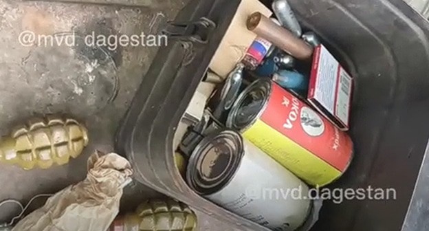 Цех по переделке оружия в Дагестане. Фото: стоп-кадр видео - https://youtu.be/RxZJaX0JiJI?t=28 Цех по переделке оружия в Дагестане. Фото: стоп-кадр видео - https://youtu.be/RxZJaX0JiJI?t=28