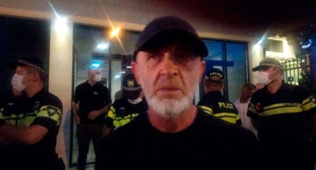 Малхаз Мачаликашвили на митинге против министра внутренних дел. Фото Беслана Кмузова для "Кавказского узла"
Малхаз Мачаликашвили на митинге против министра внутренних дел. Фото Беслана Кмузова для "Кавказского узла"