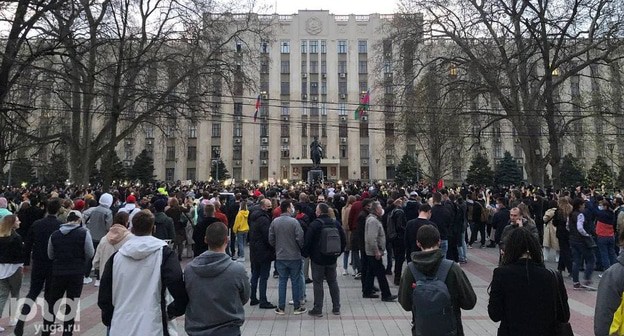 Апрельская акция протеста в Краснодаре, 2021 год. Фото Дмитрия Пославского, Юга.ру
Апрельская акция протеста в Краснодаре, 2021 год. Фото Дмитрия Пославского, Юга.ру