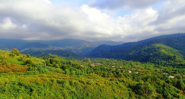 Бобоквати. Фото: https://commons.wikimedia.org/wiki/File:Bobokvati,_Georgia_-_panoramio_(3).jpg Бобоквати. Фото: https://commons.wikimedia.org/wiki/File:Bobokvati,_Georgia_-_panoramio_(3).jpg