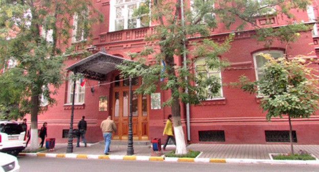 Здание думы Астраханской области. Фото Вячеслава Ященко для "Кавказского узла" Здание думы Астраханской области. Фото Вячеслава Ященко для "Кавказского узла"