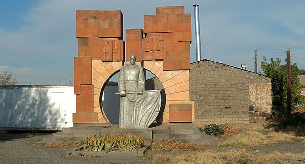 Село Димитров в Армении. Фото: Armineaghayan https://ru.wikipedia.org/ Село Димитров в Армении. Фото: Armineaghayan https://ru.wikipedia.org/
