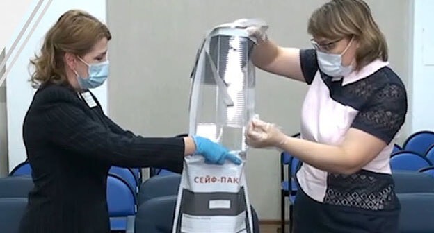 Использование сейф-пакета. Стоп-кадр видео https://www.youtube.com/watch?v=wRhoE_yQLPQ&app=desktop Использование сейф-пакета. Стоп-кадр видео https://www.youtube.com/watch?v=wRhoE_yQLPQ&app=desktop
