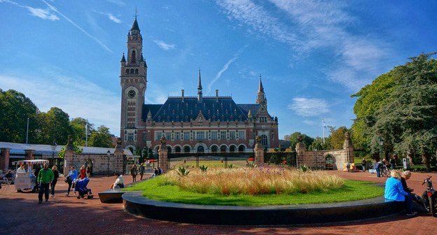 Дворец мира в Гааге, где находится резиденция Международного суда. Фото International Court of Justice; https://ru.wikipedia.org/wiki/Международный_суд_ООН#/media/Файл:International_Court_of_Justice.jpg Дворец мира в Гааге, где находится резиденция Международного суда. Фото International Court of Justice; https://ru.wikipedia.org/wiki/Международный_суд_ООН#/media/Файл:International_Court_of_Justice.jpg