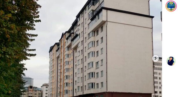 Дом в Нальчике, в котором систематически отключают воду. Кадр видео канала "Патриот КБР" https://www.instagram.com/p/CUPqOBRtySR/ Дом в Нальчике, в котором систематически отключают воду. Кадр видео канала "Патриот КБР" https://www.instagram.com/p/CUPqOBRtySR/