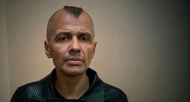 Владислав Платоненко, сбежавший из трудового рабства на кирпичном заводе в Буйнакске. Фото со страницы движения "Альтернатива" https://www.instagram.com/p/CT-WRp0rjGZ/ Владислав Платоненко, сбежавший из трудового рабства на кирпичном заводе в Буйнакске. Фото со страницы движения "Альтернатива" https://www.instagram.com/p/CT-WRp0rjGZ/