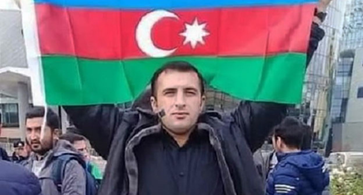Ниямеддин Ахмедов. Фото://www.massa.az/news/ru/15526/telohranitel-ali-kerimli-zayavil-o-pytkah Ниямеддин Ахмедов. Фото://www.massa.az/news/ru/15526/telohranitel-ali-kerimli-zayavil-o-pytkah