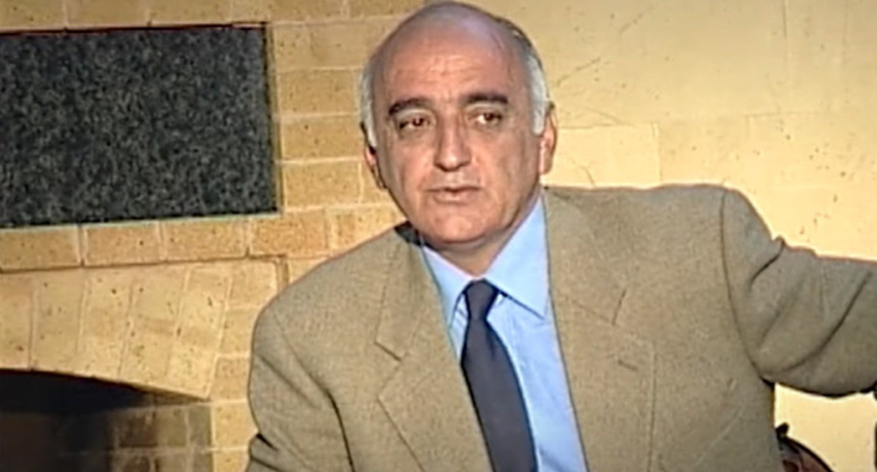 Вано Сирадегян. Стопкадр видео канала
Popular on Youtube-Armenia, https://www.youtube.com/watch?v=HI9NKg1GmcE Вано Сирадегян. Стопкадр видео канала
Popular on Youtube-Armenia, https://www.youtube.com/watch?v=HI9NKg1GmcE