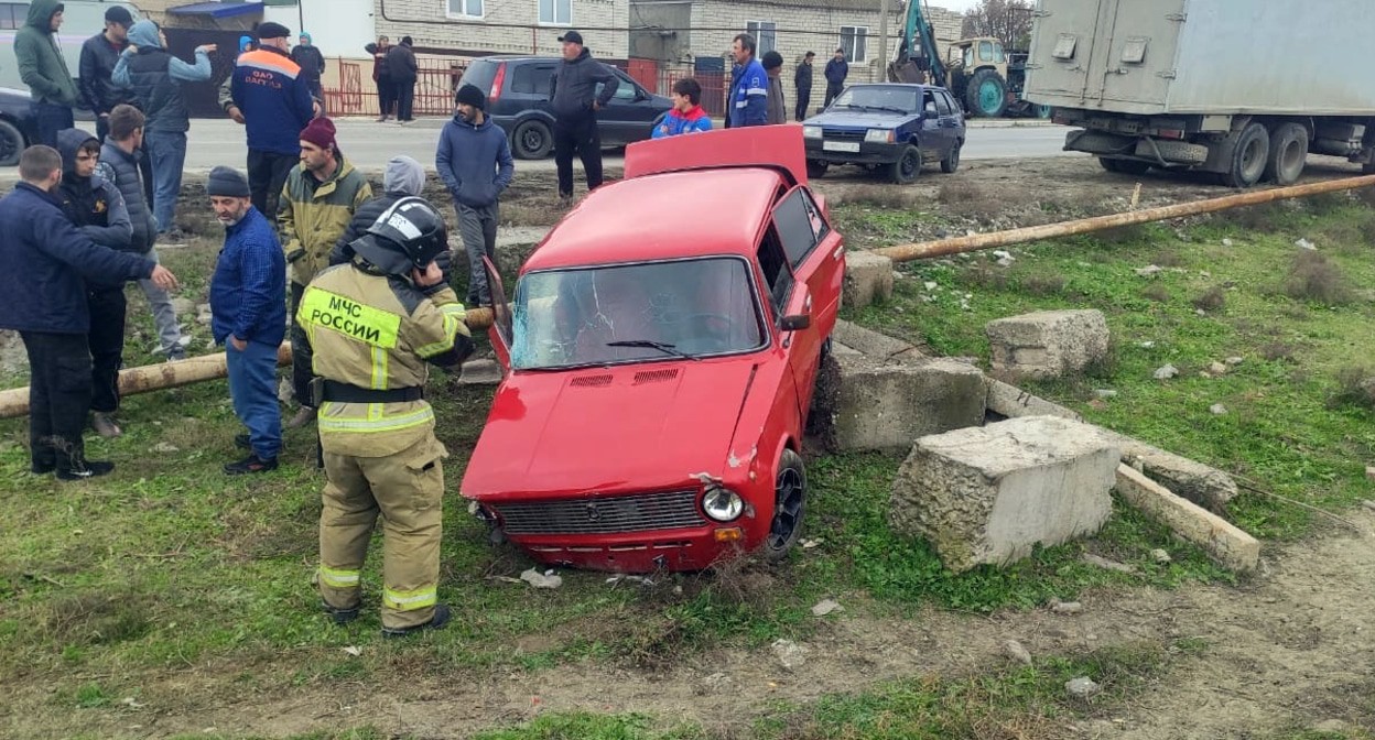 Место аварии в селе Шаумян. Фото: пресс-служба ГУ МЧС по Дагестану https://05.mchs.gov.ru/deyatelnost/press-centr/operativnaya-informaciya/4597394 Место аварии в селе Шаумян. Фото: пресс-служба ГУ МЧС по Дагестану https://05.mchs.gov.ru/deyatelnost/press-centr/operativnaya-informaciya/4597394