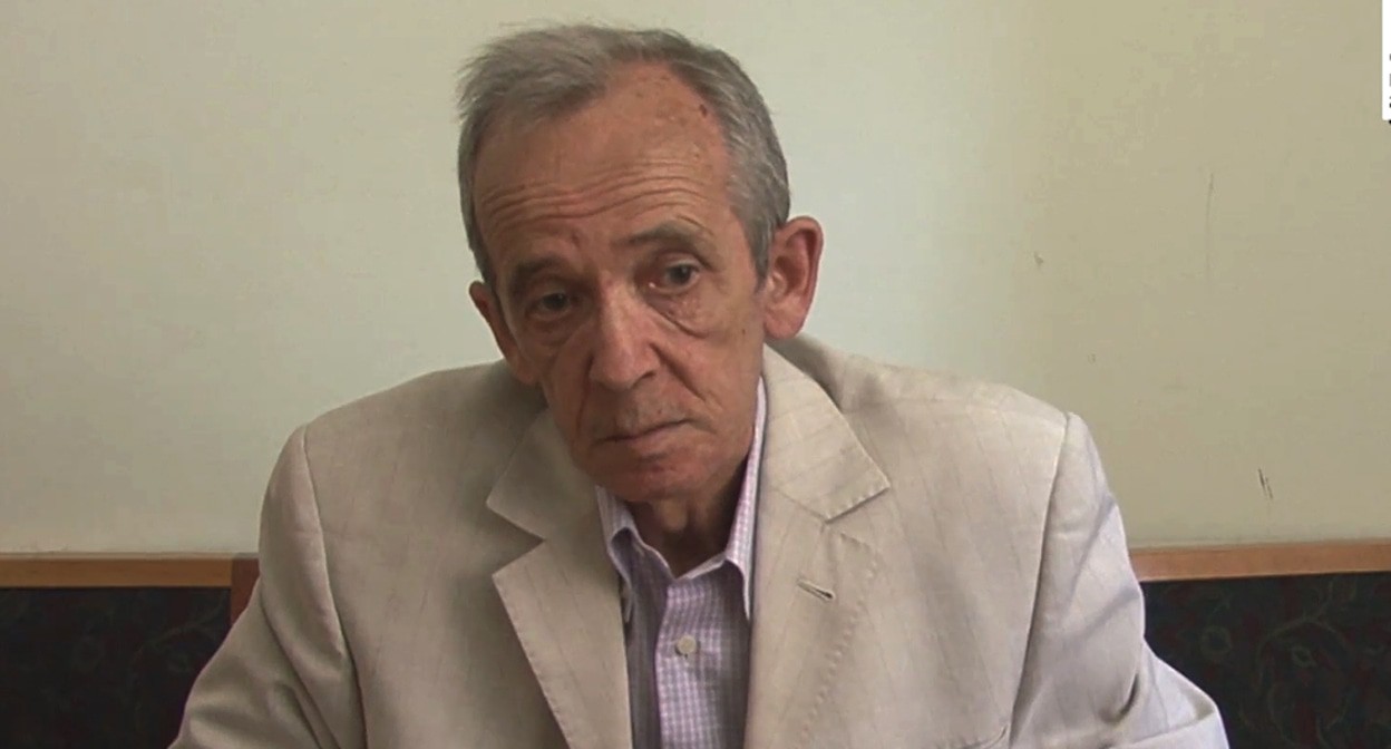 Сергей Прудовский. Кадр видео
"Проект "Последний адрес" https://www.youtube.com/watch?v=9oan0JliItQ Сергей Прудовский. Кадр видео
"Проект "Последний адрес" https://www.youtube.com/watch?v=9oan0JliItQ
