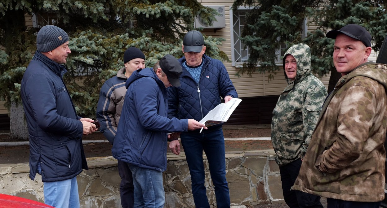 Публичные слушания о внесении изменений в комплекс градостроительных мероприятий. Фото Сергея Снежина для "Кавказского узла" Публичные слушания о внесении изменений в комплекс градостроительных мероприятий. Фото Сергея Снежина для "Кавказского узла"