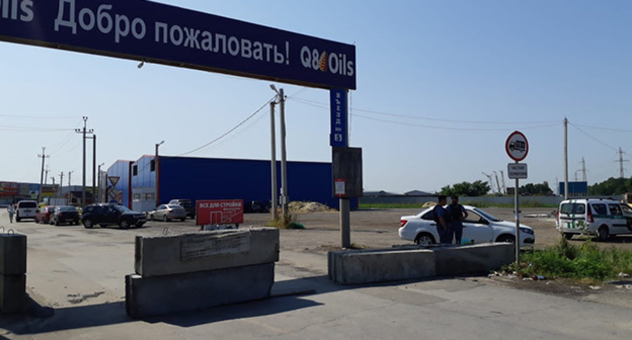 Рынок в Аксайском районе Ростовской области. Фото Вячеслава Прудникова для "Кавказского узла" Рынок в Аксайском районе Ростовской области. Фото Вячеслава Прудникова для "Кавказского узла"