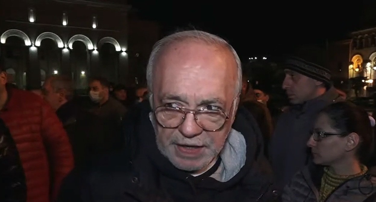 Участники митинга оппозиции в Ереване 16.11.2021. Кадр видео
MediaHub TV https://www.youtube.com/watch?v=iLU5U2jWbdQ Участники митинга оппозиции в Ереване 16.11.2021. Кадр видео
MediaHub TV https://www.youtube.com/watch?v=iLU5U2jWbdQ