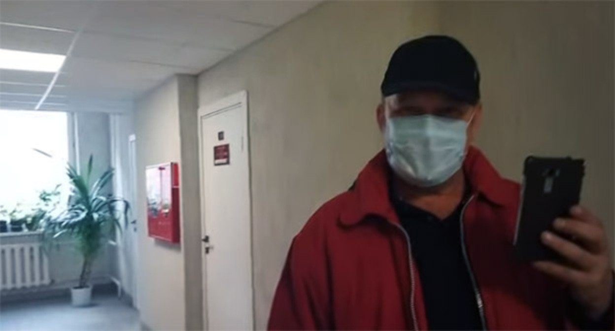 Стихийная акция в здании Роспотребнадзора. Скриншот видео "Все в наших руках!" https://www.youtube.com/watch?v=pVgKoDfuyCU Стихийная акция в здании Роспотребнадзора. Скриншот видео "Все в наших руках!" https://www.youtube.com/watch?v=pVgKoDfuyCU