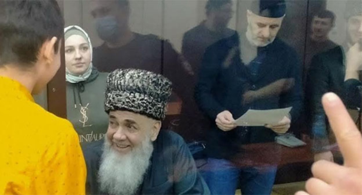 Лидеры протеста в Ингушетии в зале суда. Фото Алены Садовской для "Кавказского узла" Лидеры протеста в Ингушетии в зале суда. Фото Алены Садовской для "Кавказского узла"