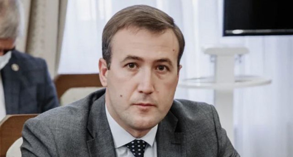 Хизир Борануков. Фото пресс-службы Министерства промышленности, энергетики и транспорта КЧР Хизир Борануков. Фото пресс-службы Министерства промышленности, энергетики и транспорта КЧР
