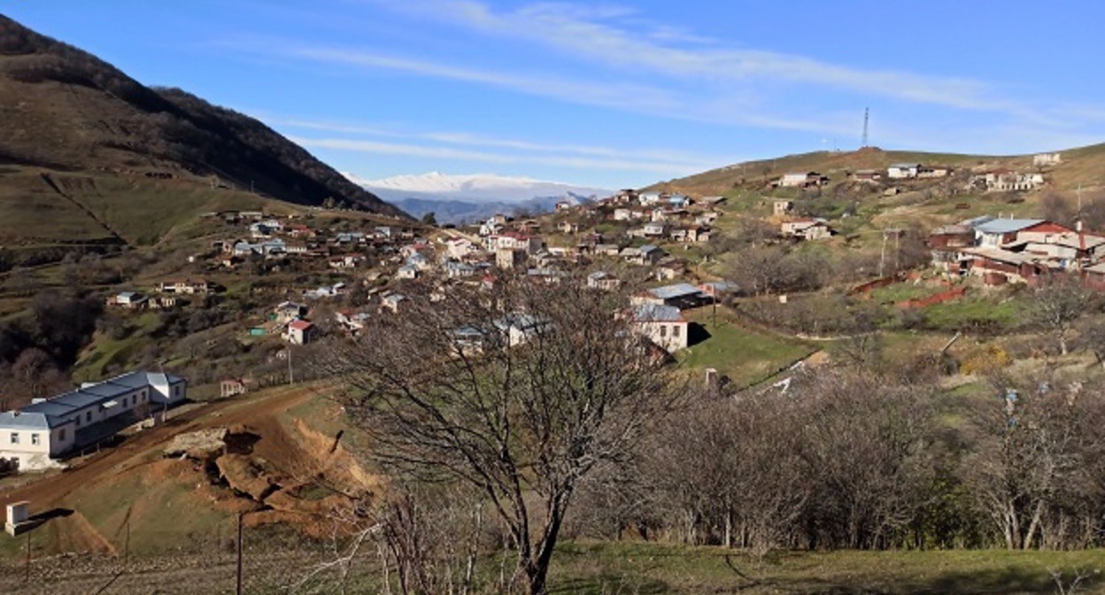 Карабахское село Хин Шен. Фото Давида Симоняна для "Кавказского узла". Карабахское село Хин Шен. Фото Давида Симоняна для "Кавказского узла".