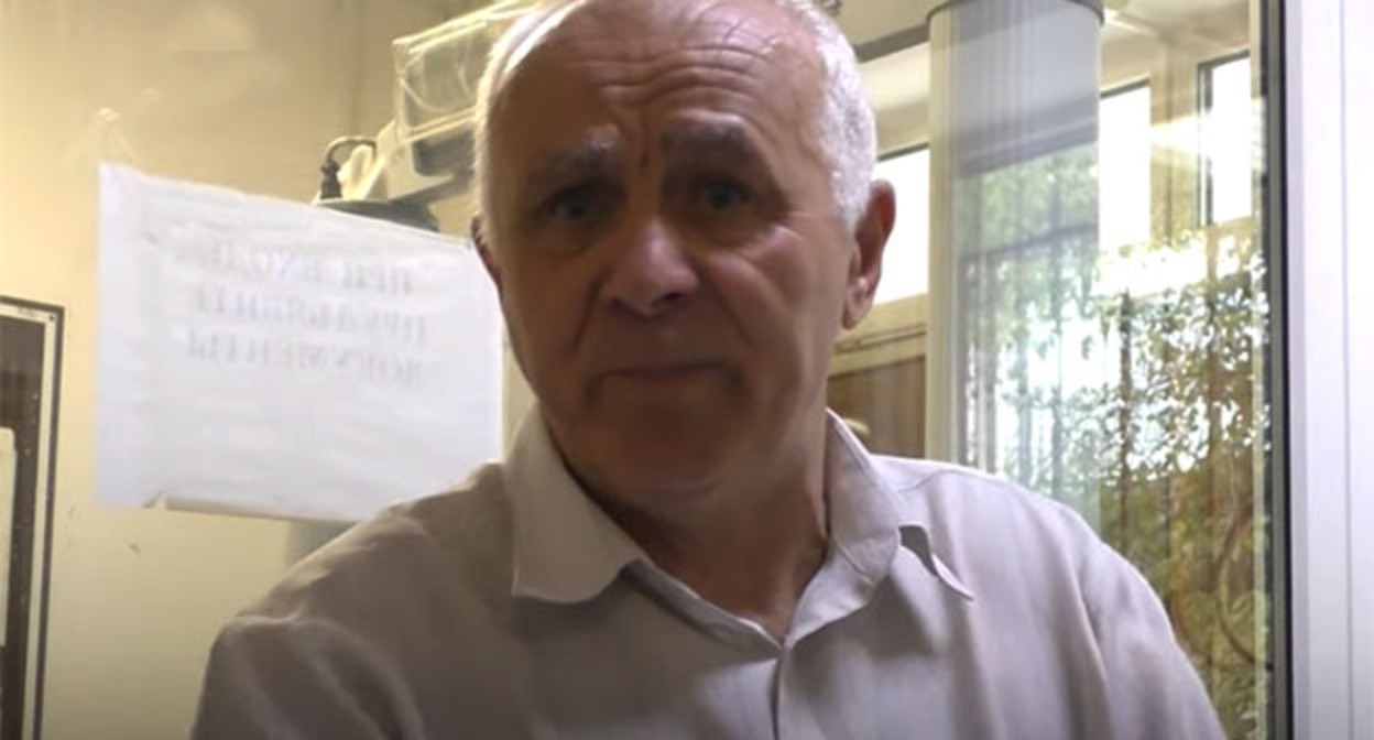 Аслан Иритов. Скриншот видео "Кавказского узла" https://www.youtube.com/watch?v=z6LLUM3MfXE Аслан Иритов. Скриншот видео "Кавказского узла" https://www.youtube.com/watch?v=z6LLUM3MfXE