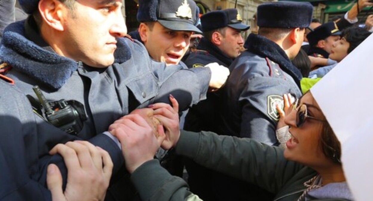 Протестное выступление в Баку. Фото Азиза Каримова для "Кавказского узла" Протестное выступление в Баку. Фото Азиза Каримова для "Кавказского узла"