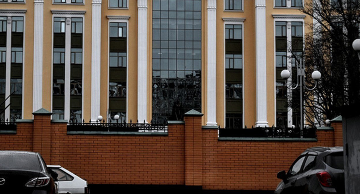 Южный окружной военный суд. Фото Константина Волгина для "Кавказского узла" Южный окружной военный суд. Фото Константина Волгина для "Кавказского узла"