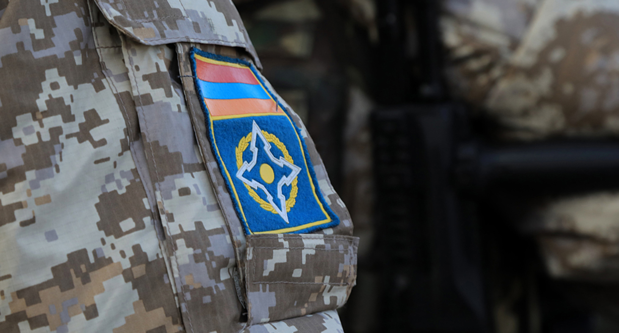 Армянские военные из состава миротворческих сил Организации Договора о коллективной безопасности. Фото Тиграна Петросяна для "Кавказского узла" Армянские военные из состава миротворческих сил Организации Договора о коллективной безопасности. Фото Тиграна Петросяна для "Кавказского узла"
