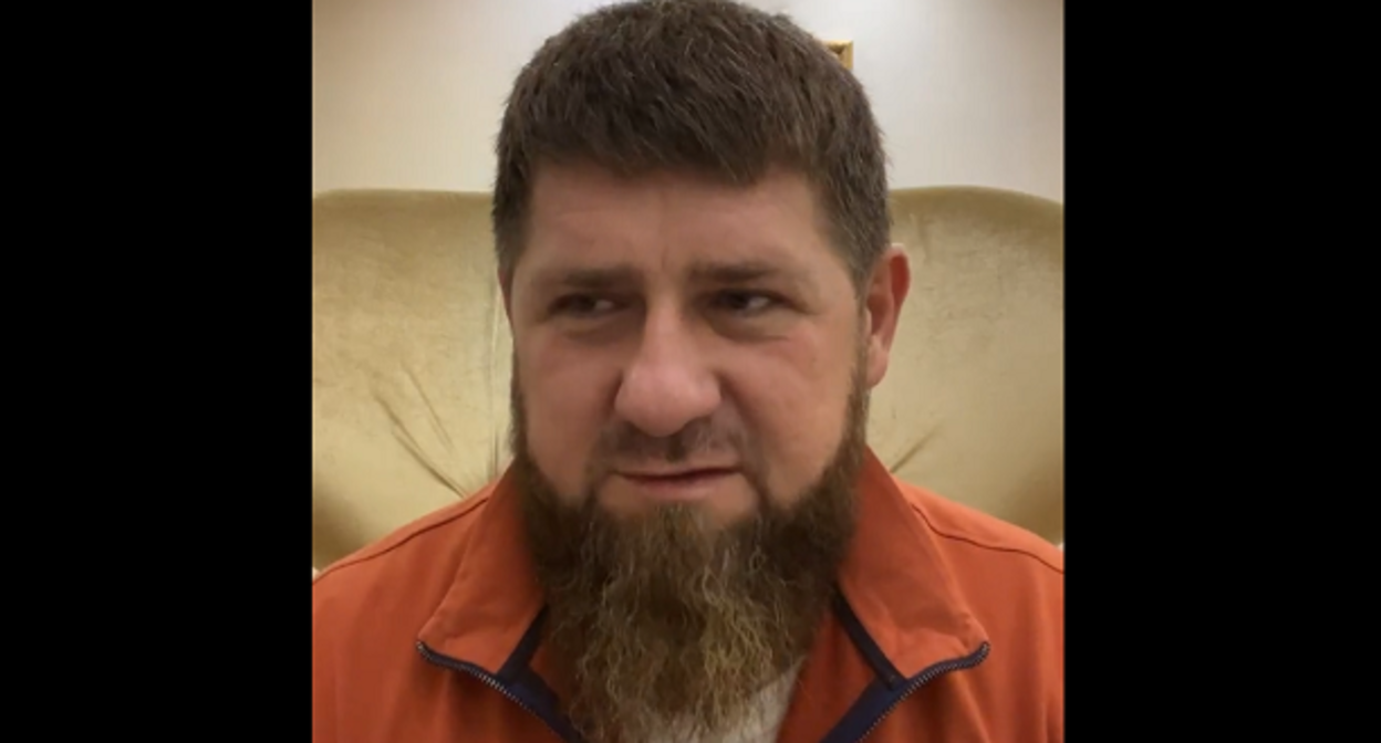 Кадр видеоэфира Рамзана Кадырова в Instagram. www.instagram.com/p/CYojgIyoE5J/ Кадр видеоэфира Рамзана Кадырова в Instagram. www.instagram.com/p/CYojgIyoE5J/