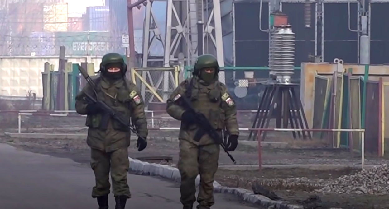 Миротворцы ОДКБ в Казахстане. Кадр видео Минобороны России www.youtube.com/watch?v=GS-aIqgi07o Миротворцы ОДКБ в Казахстане. Кадр видео Минобороны России www.youtube.com/watch?v=GS-aIqgi07o