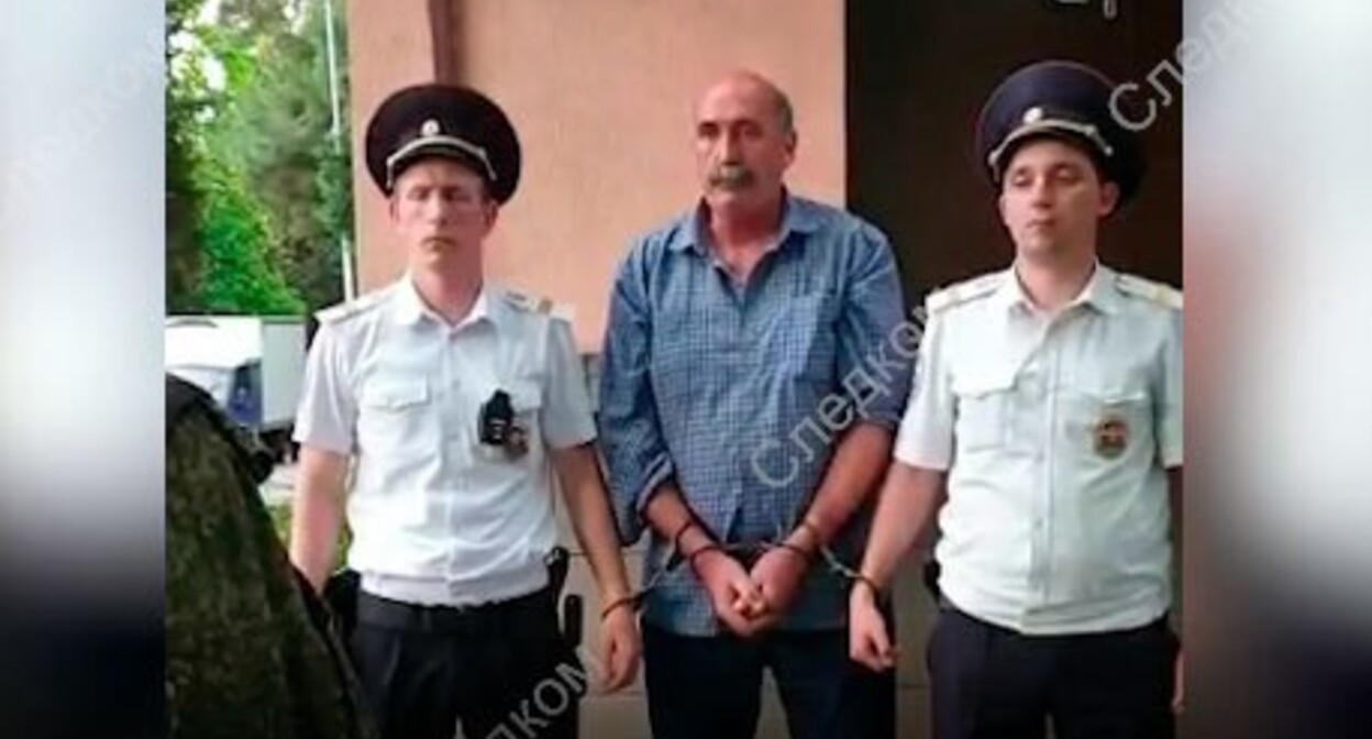 Следственные действия в отношении Вартана Кочьяна. Кадр видео управления СКР по Краснодарскому краю https://kuban.sledcom.ru/news/item/1581657/ Следственные действия в отношении Вартана Кочьяна. Кадр видео управления СКР по Краснодарскому краю https://kuban.sledcom.ru/news/item/1581657/