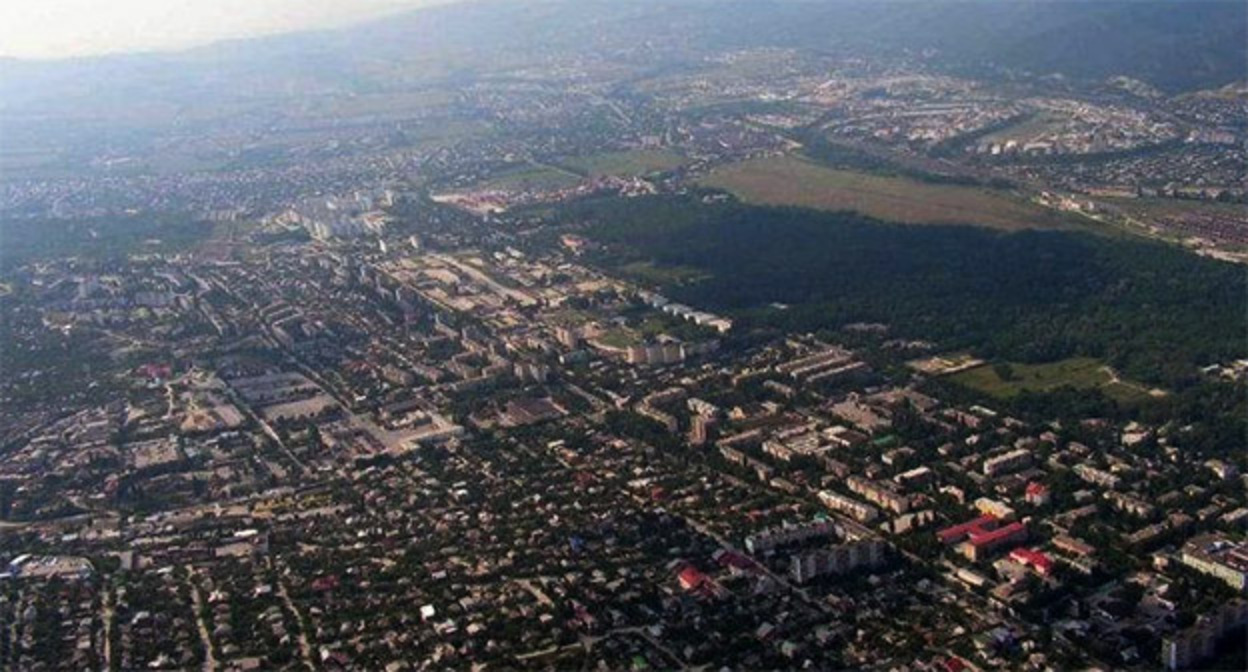 Цемесская роща. Фото: yoz123 http://wikimapia.org/ Цемесская роща. Фото: yoz123 http://wikimapia.org/