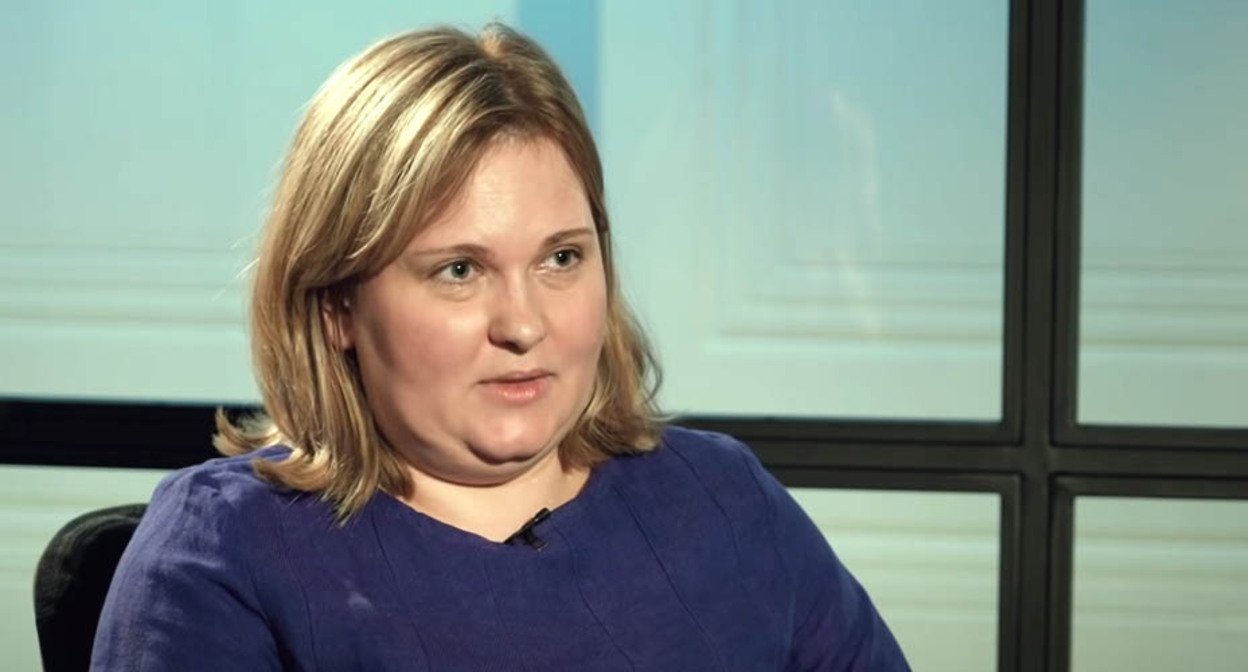 Елена Милашина. Кадр видео Осторожно: Собчак https://www.youtube.com/watch?v=54tt5xAS3sM&t=5s Елена Милашина. Кадр видео Осторожно: Собчак https://www.youtube.com/watch?v=54tt5xAS3sM&t=5s
