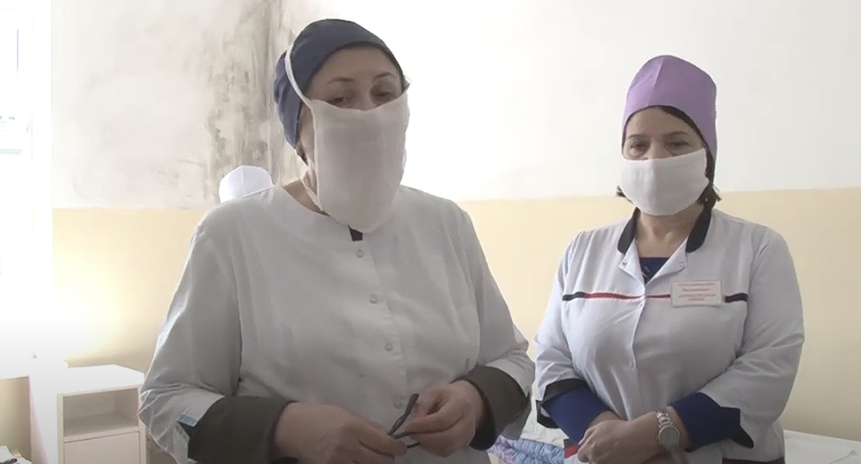 Врачи в в Буйнакской ЦГБ. Кадр видео
ТБС БУЙНАКСК https://www.youtube.com/watch?app=desktop&v=Ay-WWslT0XU Врачи в в Буйнакской ЦГБ. Кадр видео
ТБС БУЙНАКСК https://www.youtube.com/watch?app=desktop&v=Ay-WWslT0XU