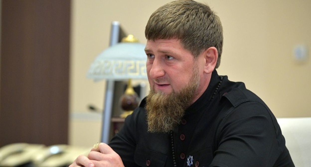 Рамзан Кадыров во время встречи с Владимиром Путиным. Фото: пресс-служба Кремля kremlin.ru/catalog/persons/146/events/57797 Рамзан Кадыров во время встречи с Владимиром Путиным. Фото: пресс-служба Кремля kremlin.ru/catalog/persons/146/events/57797
