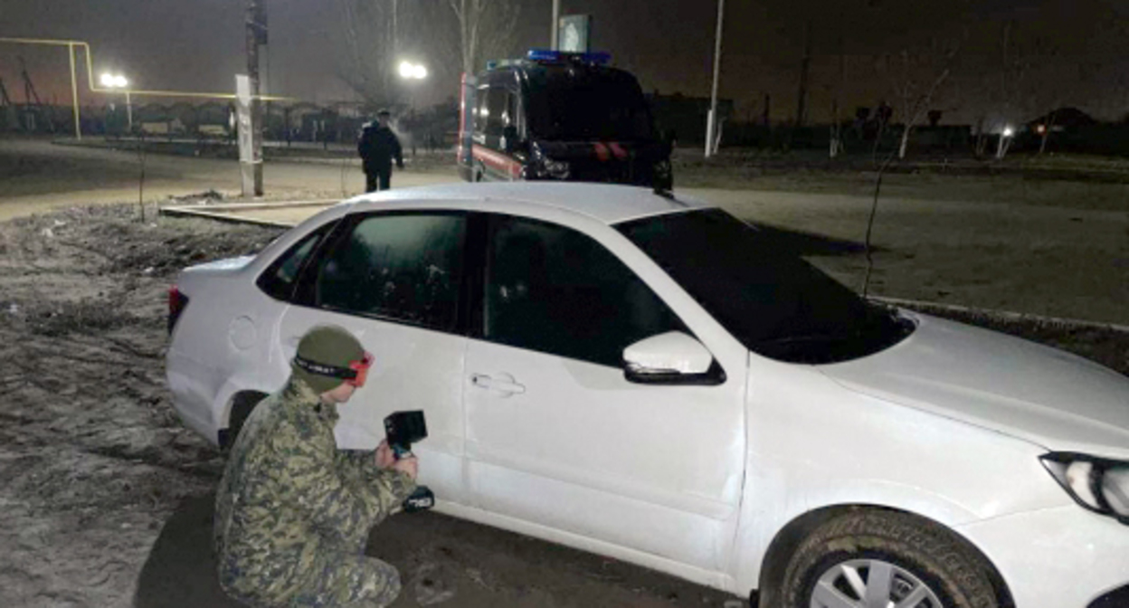 Такси на месте трагедии. Фото пресс-службы СКР по Астрахани https://astr.sledcom.ru/news/item/1659315/ Такси на месте трагедии. Фото пресс-службы СКР по Астрахани https://astr.sledcom.ru/news/item/1659315/