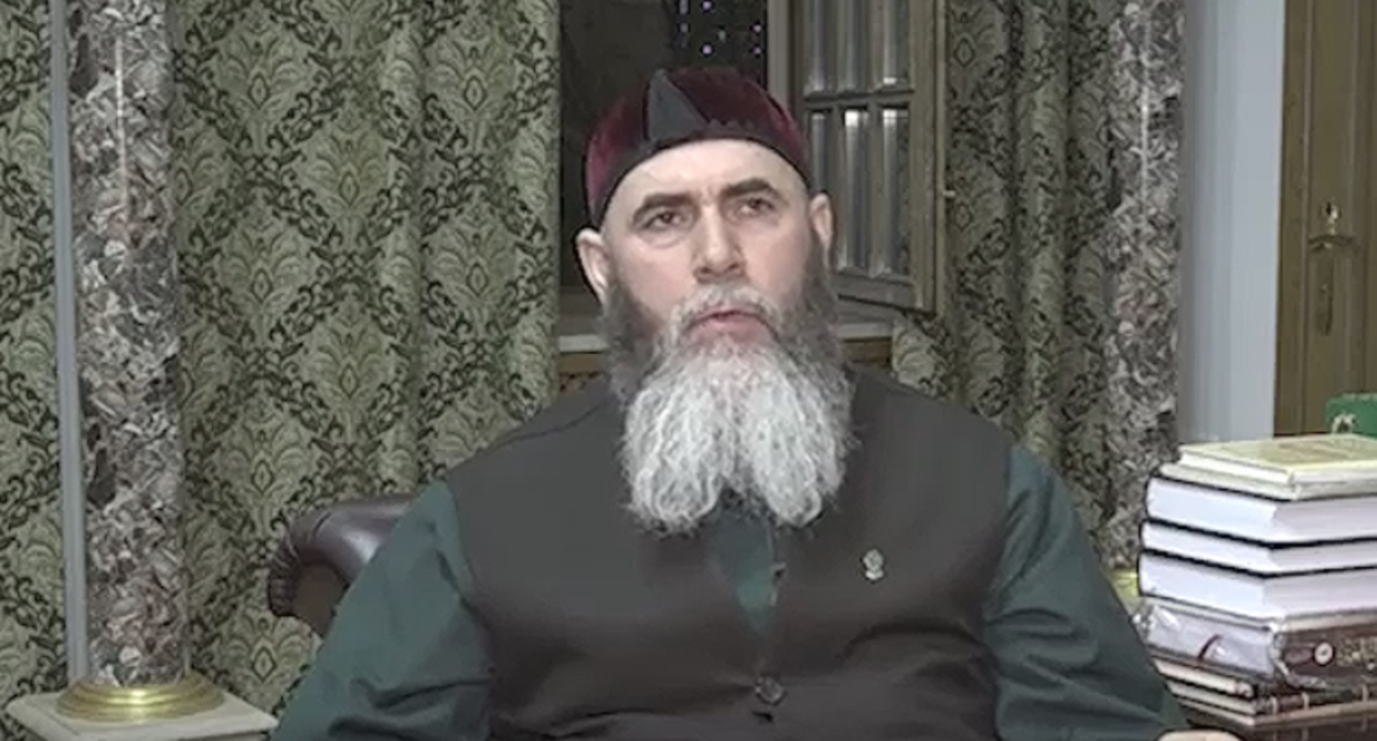 Муфтий республики Салах Межиев. Кадр видео ЧГТРК "Грозный" https://www.instagram.com/p/CaeMp7ZDc8P/ Муфтий республики Салах Межиев. Кадр видео ЧГТРК "Грозный" https://www.instagram.com/p/CaeMp7ZDc8P/