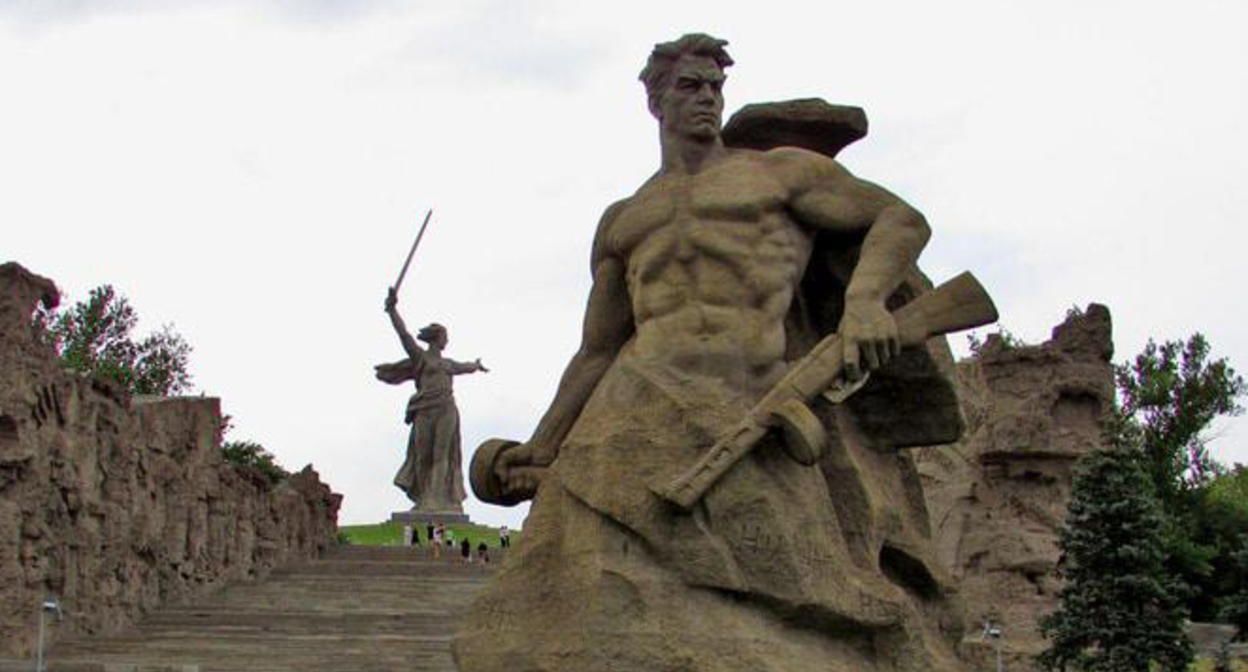 Мамаев курган в Волгограде.Фото Вячеслава Ященко для "Кавказского узла" Мамаев курган в Волгограде.Фото Вячеслава Ященко для "Кавказского узла"