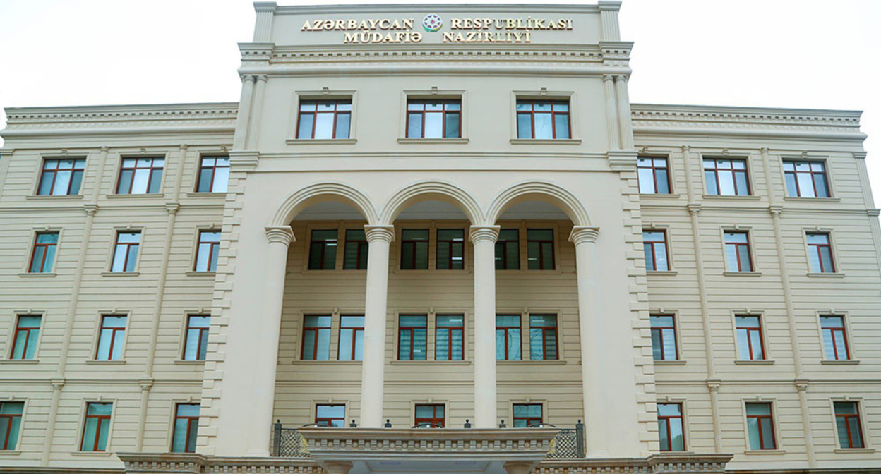 Здание МО Азербайджана. Фото пресс-службы МО Азербайджана https://mod.gov.az/az/news/tovuz-rayonu-istiqametinde-movqelerimiz-atese-tutulub-39427.html Здание МО Азербайджана. Фото пресс-службы МО Азербайджана https://mod.gov.az/az/news/tovuz-rayonu-istiqametinde-movqelerimiz-atese-tutulub-39427.html