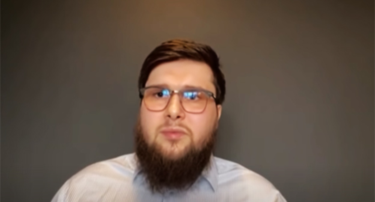 Ибрагим Янгулбаев. Скриншот видео https://www.youtube.com/watch?v=MtaqvM-IBmg Ибрагим Янгулбаев. Скриншот видео https://www.youtube.com/watch?v=MtaqvM-IBmg