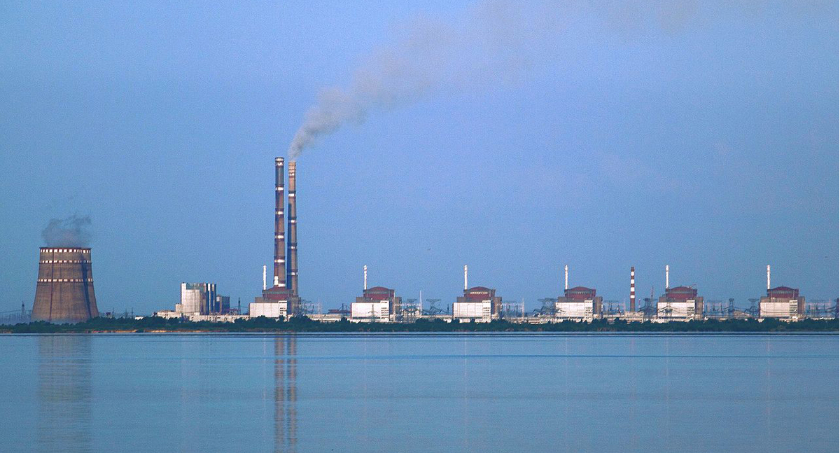 Вид Запорожской АЭС. Фото Ralf1969 https://ru.wikipedia.org/wiki/Запорожская_АЭС#/media/Файл:Kernkraftwerk_Saporischschja.JPG Вид Запорожской АЭС. Фото Ralf1969 https://ru.wikipedia.org/wiki/Запорожская_АЭС#/media/Файл:Kernkraftwerk_Saporischschja.JPG