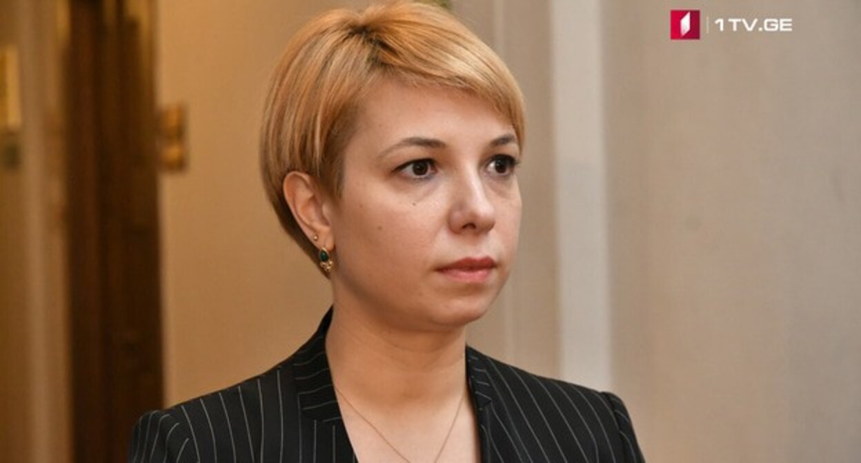 Омбудсмен Грузии Нино Ломджария. Фото: https://1tv.ge/ru/news/komitet-po-zashhite-prav-cheloveka-podderzhal-nino-lomdzharija/ Омбудсмен Грузии Нино Ломджария. Фото: https://1tv.ge/ru/news/komitet-po-zashhite-prav-cheloveka-podderzhal-nino-lomdzharija/