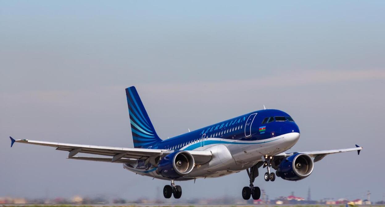 Самолет авиакомпании AZAL. Фото: пресс-служба AZAL. https://www.azal.az/media/2020/11/17/naj_resume.jpg Самолет авиакомпании AZAL. Фото: пресс-служба AZAL. https://www.azal.az/media/2020/11/17/naj_resume.jpg