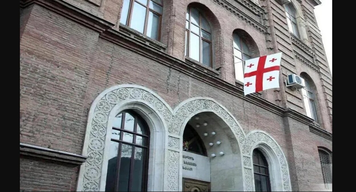 Здание МИД Грузии. Фото: https://cdn2.ipn.ge/media/__thumbs__/uploads/2022/03-12/sagareo_14_39_53.webp Здание МИД Грузии. Фото: https://cdn2.ipn.ge/media/__thumbs__/uploads/2022/03-12/sagareo_14_39_53.webp