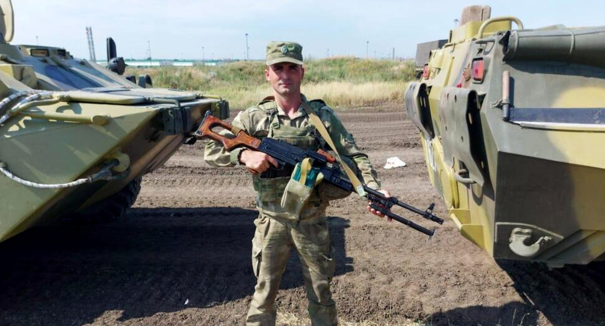 Гюльмагомед Калабеков. Фото http://vesti-khiv.ru/news/media/2022/3/17/v-hivskom-rajone-prostilis-s-voennosluzhaschim-pogibshim-na-ukraine/ Гюльмагомед Калабеков. Фото http://vesti-khiv.ru/news/media/2022/3/17/v-hivskom-rajone-prostilis-s-voennosluzhaschim-pogibshim-na-ukraine/