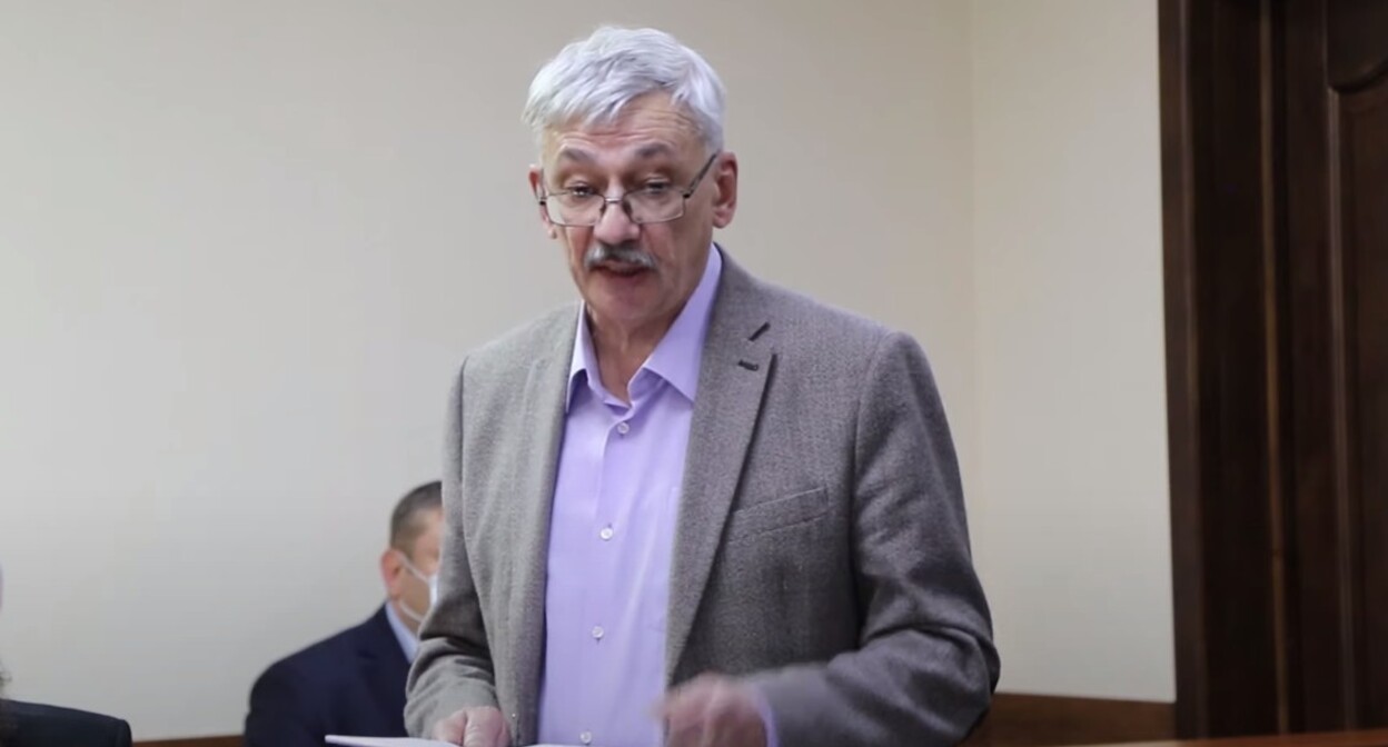 Олег Орлов. Стопкадр из видео https://www.youtube.com/watch?v=b5oeo-6Nc5I Олег Орлов. Стопкадр из видео https://www.youtube.com/watch?v=b5oeo-6Nc5I