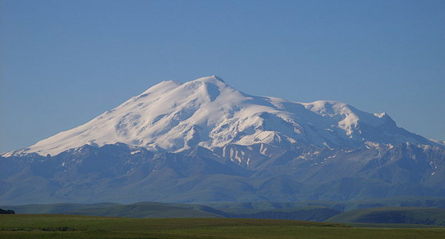Эльбрус. Фото: LxAndrew https://ru.wikipedia.org Эльбрус. Фото: LxAndrew https://ru.wikipedia.org