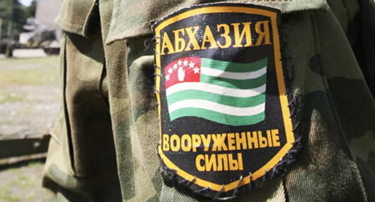 Военнослужащий в Абхазии. Фото: пресс-служба Минобороны Абхазии. Военнослужащий в Абхазии. Фото: пресс-служба Минобороны Абхазии.