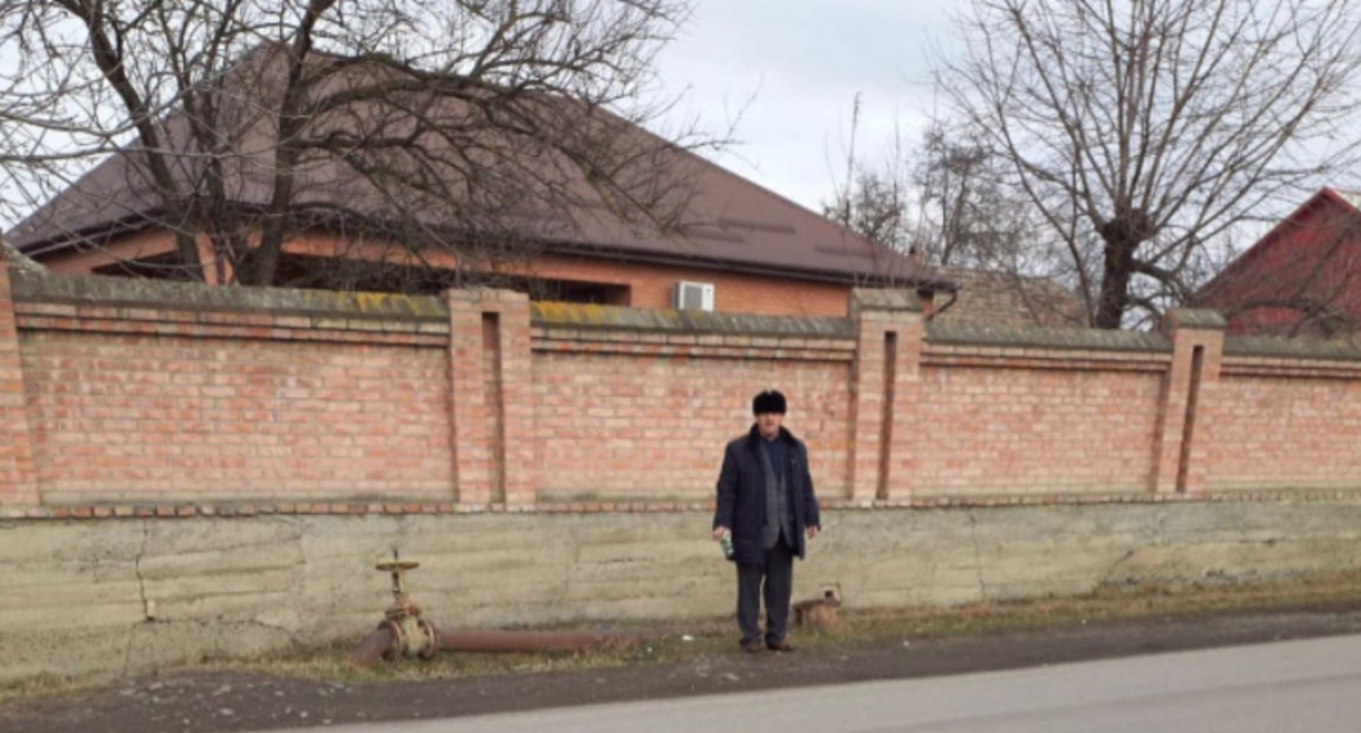 Улица сельского поселения Долаково. Скриншот сообщения https://www.instagram.com/adm.dolakovo/ Улица сельского поселения Долаково. Скриншот сообщения https://www.instagram.com/adm.dolakovo/
