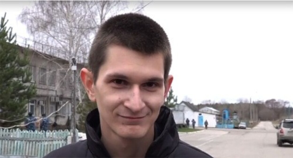 Ян Сидоров. 3 ноября 2021 г. Скриншот видео https://tvrain.ru материал создан и (или) распространен иностранным средством массовой информации, выполняющим функции иностранного агента Ян Сидоров. 3 ноября 2021 г. Скриншот видео https://tvrain.ru материал создан и (или) распространен иностранным средством массовой информации, выполняющим функции иностранного агента