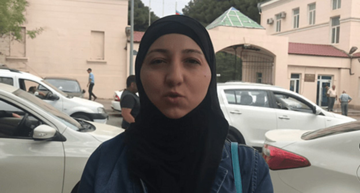 Жена Полада Асланова. Фото: https://news.day.az/politics/1196866.html Жена Полада Асланова. Фото: https://news.day.az/politics/1196866.html