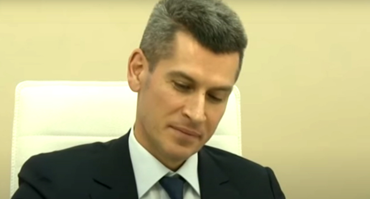 Зиявудина Магомедов. Кадр видео:
BBC News - Русская служба
, https://www.youtube.com/watch?time_continue=466&v=Rbyypo8alU4&feature=emb_logo Зиявудина Магомедов. Кадр видео:
BBC News - Русская служба
, https://www.youtube.com/watch?time_continue=466&v=Rbyypo8alU4&feature=emb_logo