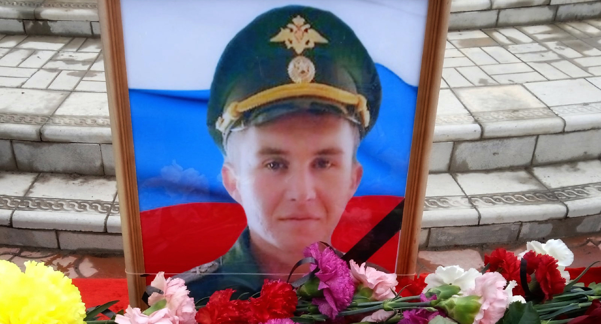 Александр Безусов. Скриншот фотографии, опубликованной 12.03.22 в сообществе "Подслушано Красные Баррикады" в соцсети "ВКонтакте". https://vk.com/wall-168534735_5970. Александр Безусов. Скриншот фотографии, опубликованной 12.03.22 в сообществе "Подслушано Красные Баррикады" в соцсети "ВКонтакте". https://vk.com/wall-168534735_5970.